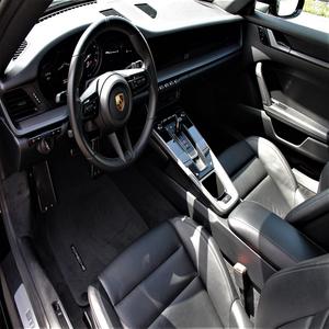 Hot Deal Alert! Super clean 2020 <b>Pors</b> -che 9 1 1 Car-re-ra S 3.0L Twin Turbo H6 443hp Automatic <b>Black</b> Luxury Coupe - Product Image 4