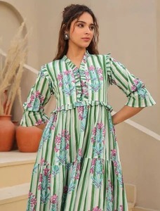 Vestido largo indio hecho a mano de algodón con estampado floral para mujer, elegante vestido de fiesta, regalo de novia personalizado para ella en venta - Product Image 4