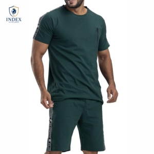 Conjunto de Camiseta y Pantalones Cortos Casuales Verdes para Hombre, Cuello Redondo, Tejido de Algodón Transpirable, Diseño Personalizado de 2 Piezas para Verano - Product Image 1