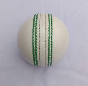 100% nuevo juego de cuero de calidad de 6 pelotas de críquet de cuero blanco sin sello para pelotas de críquet de práctica interior y exterior - Product Image 2