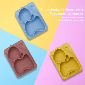Assiette à ventouse pour bébé en silicone de qualité alimentaire, incassable et écologique, forme girafe de dessin animé, compartimentée, compatible lave-vaisselle et résistante à la chaleur - Product Image 1