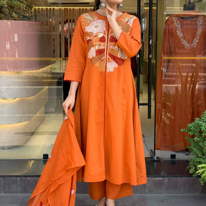 ชุดส่าหรีผ้าไหมชานเดรีแบบอินเดีย-ปากีสถาน สีส้มสดใส สำหรับผู้หญิง ชุดออกงาน ชุดแต่งงาน ชุดลำลอง - Product Image 1