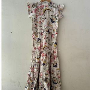 Belle robe blanche imprimée en coton à motifs floraux Robe pour tenue décontractée Robe imprimée à la main - Product Image 5