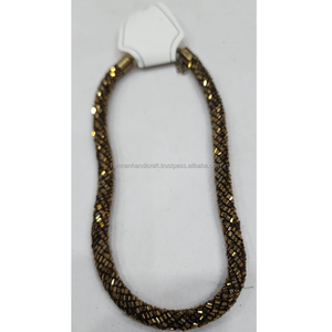 Collar de Resina Ecológico Hecho a Mano, Diseño Moderno con Colgante de Escudo, para Mujer, Estilo Casual para Fiestas, Cadena de Cuentas, Regalo Perfecto - Product Image 5