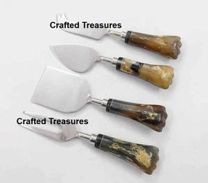 Herramienta de queso de acero inoxidable con resina y mango de cuerno Juego de esparcidor de queso hecho a mano de estilo occidental único con utensilio de mango blanco - Product Image 2