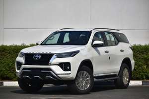 Toyota Fortuner Limited 2022 V6 4.0L AT - Product Image 2