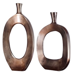Vase de table moderne en aluminium coulé Design de luxe unique Décoration supérieure personnalisable à la main Pots de fleurs en métal de nouvelle forme - Product Image 1