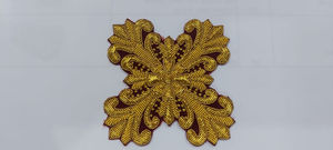 Insignias personalizadas 3D bordadas a mano, emblemas de poliéster, parches, etiquetas de ropa con hilo de oro, insignias de tela de sarga bordada - Product Image 2