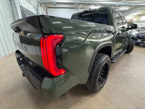 โตโยต้า ทันดรา SR5 4x2 SR5 4 ประตู ครูว์แม็กซ์ แค็บ ปิ๊กอัพ SB รุ่นมาตรฐานปี 2022 - Product Image 5