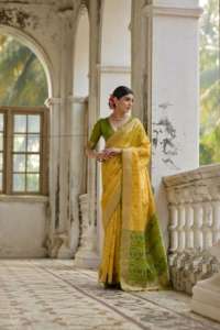 La dernière tenue de créateur Evegreen vente chaude meilleure blouse saree en soie brute Desi douce avec travail de tissage exportateur et fournisseur indien - Product Image 2