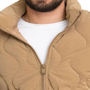 Vente en gros Veste matelassée d'hiver pour hommes Manteau matelassé à capuche en toile de haute qualité, style tendance avec bulles pour vêtements d'extérieur - Product Image 5