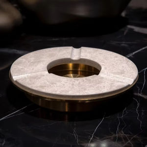 Metal refinado con Cenicero de mármol Una solución elegante para los entusiastas de cigarrillos y cigarros - Product Image 1