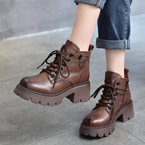 รองเท้าบูทกันน้ำสำหรับผู้หญิง แบบสวมใส่สบายในสภาพอากาศเปียก รองเท้าบูทสูงเหนือเข่าบุซับในอุ่น กันลื่น เหมาะสำหรับฤดูหนาว - Product Image 1