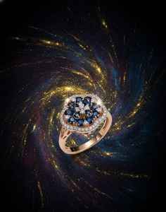 Anillo de Plata de Ley 925 con Diseño Único y Exclusivo con Diamantes Moissanite y Piedra Púrpura - Product Image 1