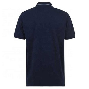 เสื้อถักคอสูงแขนสั้นผู้ชาย ทรงปกติ ผ้าฝ้าย 100% ระบายอากาศได้ดี ลายทางตัดสี แต่งขอบตัดกัน สไตล์ลำลอง - Product Image 2
