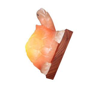 โคมไฟเกลือรูปหิมาลายันธรรมชาติสำหรับ100% คุณภาพระดับพรีเมี่ยมโคมไฟฐานไม้งานฝีมือตามธรรมชาติ - Product Image 6