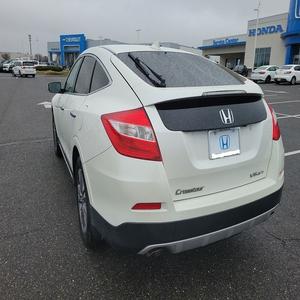 ¡Oferta Imperdible! Honda Crosstour 2014 impecable, 3.5L 6 cilindros 278hp, tracción en las cuatro ruedas, SUV de lujo automático - Product Image 2