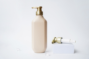 2025 HDPE 500ml bouteille en plastique avec pompe pulvérisateur marque OEM pour shampooing revitalisant Gel douche Lotion nettoyant pour le visage soins du corps - Product Image 5