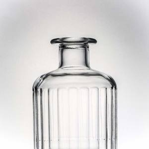 Conception célèbre 700ml 750ml forme personnalisée Logo bouteille en verre col court épaule ronde fond épais bouteille de whisky en verre - Product Image 6