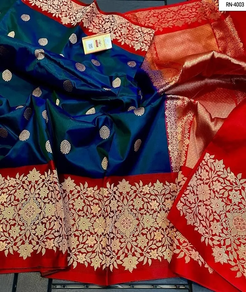 Sari di seta di cotone Banarasi con telaio a mano puro di usura etnica indiana con lavoro di tessitura grande bordo e pezzi di camicetta per sari da sposa