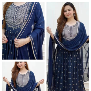 Nuevos Productos, Ropa Casual para Mujer de Talla Grande, Impresión Digital, Transpirable, Tejido de Punto, Color Sólido, Ajuste Delgado, Cómodo, Ajustado a la Cadera, Lavable - Product Image 1