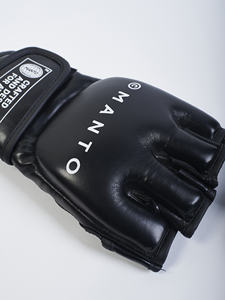 2024 Nuevo diseño Guantes profesionales MMA Logotipo personalizado Quty Leather 8oz Guantes de boxeo de entrenamiento - Product Image 3