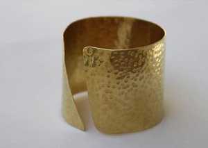 Stylish Cuff Cut Brass Round <b>Charm</b> Bracelet <b>Heart</b> Cut Trendy India Art Place Women's Jewelry Gift Fashion Accessory Handmade - Product Image 3