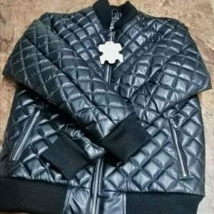 Chaqueta de cuero con logotipo de marca moderna para hombre, piel auténtica reversible, calidad fiable de lona de tela vaquera, producto más demandado - Product Image 1