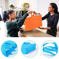 Sacs d'épicerie réutilisables en tissu non tissé personnalisés, sacs cadeaux dorés, sacs fourre-tout non tissés avec logo imprimé sur mesure