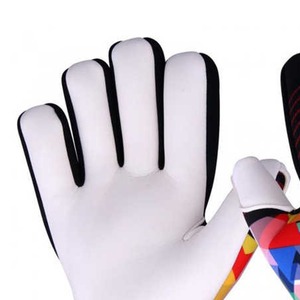 Tech Industries Gants de gardien de but de haute qualité à des fins de match et d'entraînement Conception et logo personnalisés - Product Image 4