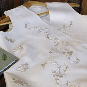 Chaleco de seda cruda bordado a mano más vendido Recién llegado Unisex, Resham Work, personalizable de Pakistán - Product Image 3