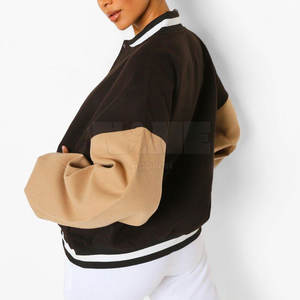 Veste Letterman de couleur personnalisée avec manches complètes Dernier design Remplissage respirant en coton tricoté Prix bas Fabriqué au Pakistan - Product Image 5