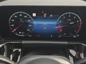 Mercedes-Benz GLA 250 4MATIC Hatchback 2026 Boîte de vitesses automatique Direction assistée Turbo Transmission intégrale Cuir clair Certifié Propre et peu utilisé - Product Image 4