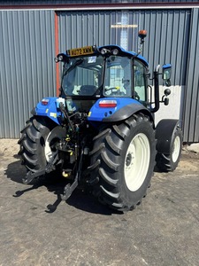 Nuevo Tipo de rueda de Tractor agrícola Hollandd T5.110 con componentes de núcleo de rodamiento de engranaje de Motor de buena calidad disponibles para la venta - Product Image 2