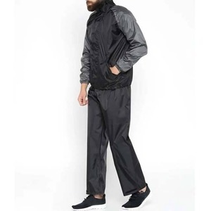 Survêtement d'hiver unisexe personnalisé à capuche, coupe-vent uni avec fermeture éclair pour hommes et femmes - Product Image 4