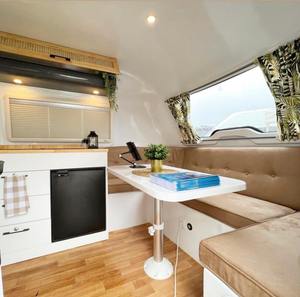 Mini caravane confortable et luxueuse 2024, caravane de voyage tout-terrain pour utilisation sur camion, en vente - Product Image 2