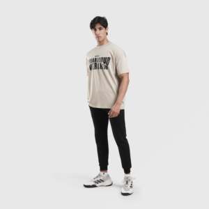 Camiseta Deportiva Beige Power Crew, Etiqueta Personalizada, Estilo Jersey de Alto Rendimiento para Ejercicio, con Gráficos Serigrafiados - Product Image 4