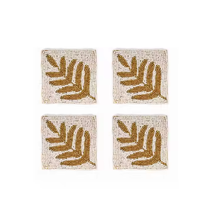 Juego de posavasos con cuentas altamente duraderos de 4 hojas doradas bordadas de forma cuadrada, los posavasos con cuentas más vendidos - Product Image 1