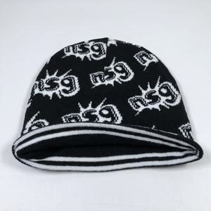 Gorro de Invierno Acrílico Negro de Alta Calidad, Personalizado, Unisex, con Estampado Completo, sin Puños, Tipo Beanie - Product Image 5