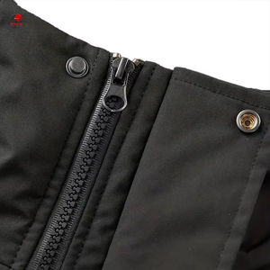 Blouson matelassé slim fit, blouson matelassé de style urbain, blouson matelassé streetwear, blouson matelassé moderne, blouson matelassé décontracté d'hiver - Product Image 4