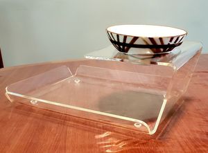 Bandeja de servicio de acrílico grande de primera calidad Diseño personalizado simple Perfecto para la presentación de alimentos en la cocina casera y el uso en restaurantes - Product Image 2