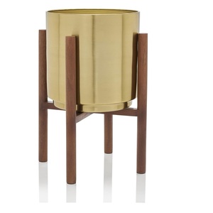 Maceta Decorativa con Acabado Dorado para Ceremonias y Celebraciones, Diseño Moderno, Hecha a Mano con Patrones - Product Image 2