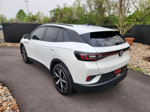 1V2WNPE89PC027109 2023 NewEnergy HB9836 SUV ID.4 Vehículo de lujo - Product Image 3