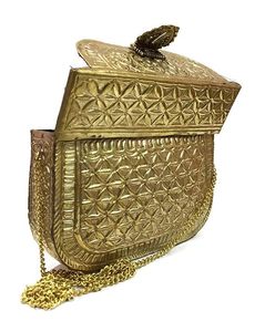 Sac à main en laiton indien fait main, dernier design, fermeture ouverte, pour soirées, mariages, par HAND MADE CRAFT - Product Image 1