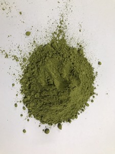 Extrait de feuille de Moringa du fournisseur premium Extrait d'herbes de qualité alimentaire extrait par solvant dans l'eau emballé en sacs Commande minimum 1kg - Product Image 2