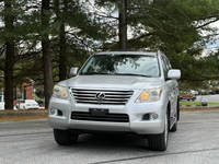 Lexus LX 570 AWD 4 portes SUV 2008, conduite à gauche, sièges en cuir, toit ouvrant arrière, navigation avec caméra, phares LED, écran tactile, occasion