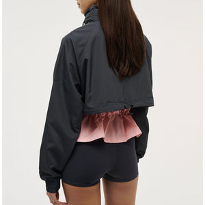 Veste coupe-vent moderne de luxe pour femmes Streetwear à fermeture éclair tendance Veste de sport spéciale d'hiver respirante et lourde - Product Image 4