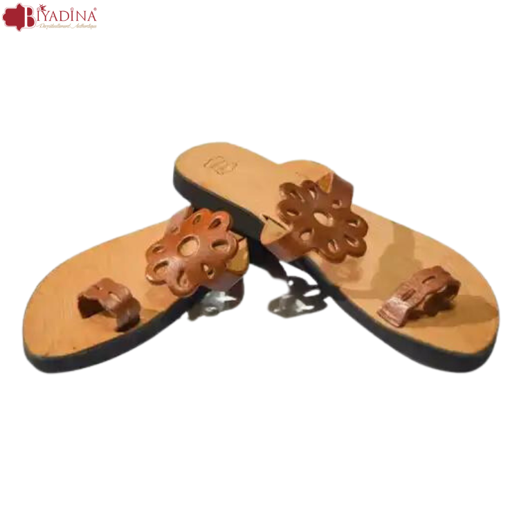 สีน้ำตาล