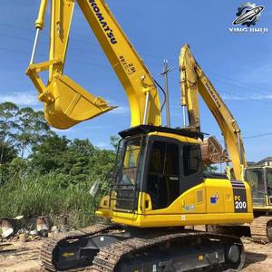 Excavatrice sur chenilles Komatsu PC200 d'occasion, 20 tonnes, godet de 1 m³, marque japonaise d'origine, grande excavatrice de construction, faible nombre d'heures, certifiée CE - Product Image 4