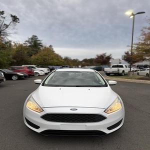 UTILISÉ LHD/RHD 2018 F O R D FOCUS SE - Product Image 1